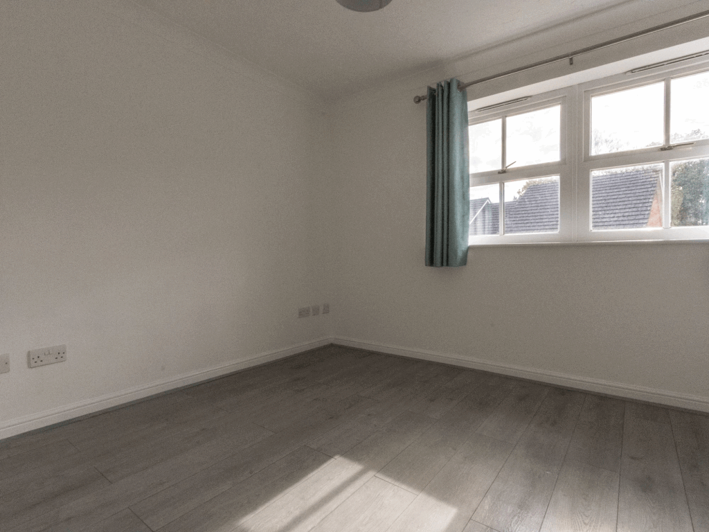 House in Guildford - View 4