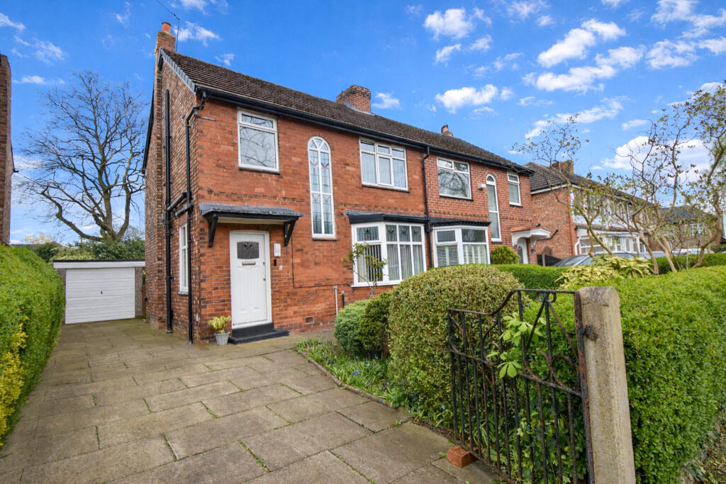 Main image of property: Entwisle Avenue, Davyhulme, M41