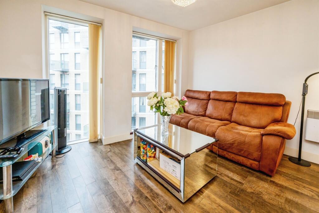 Apartment in Birmingham, Chinese Quarter, Digbeth - View 5