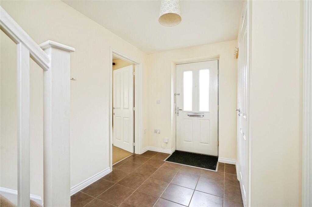 House in Cherwell, Bicester - More
