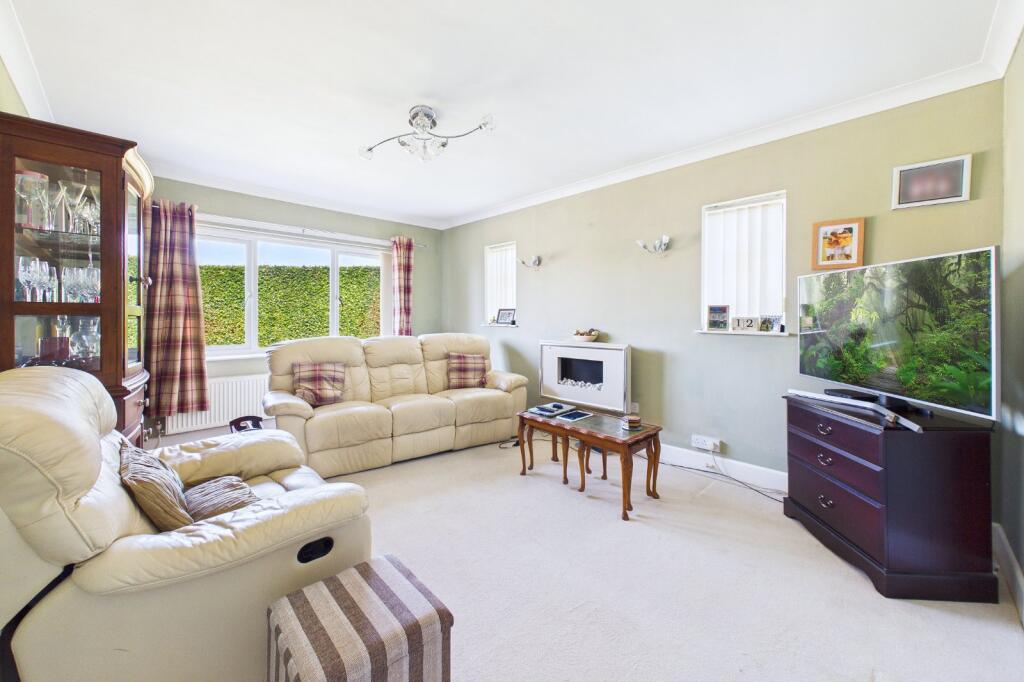 House in Corfe Mullen - View 3