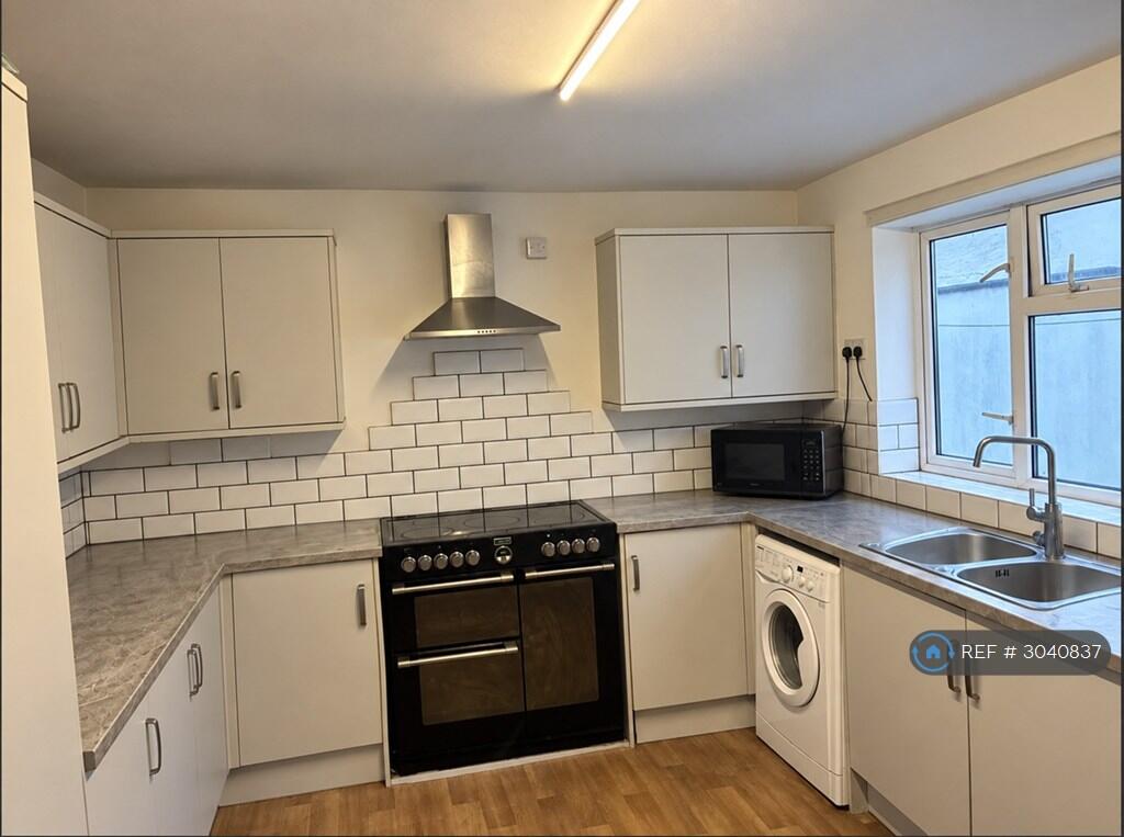 House in Stockton-on-Tees - More