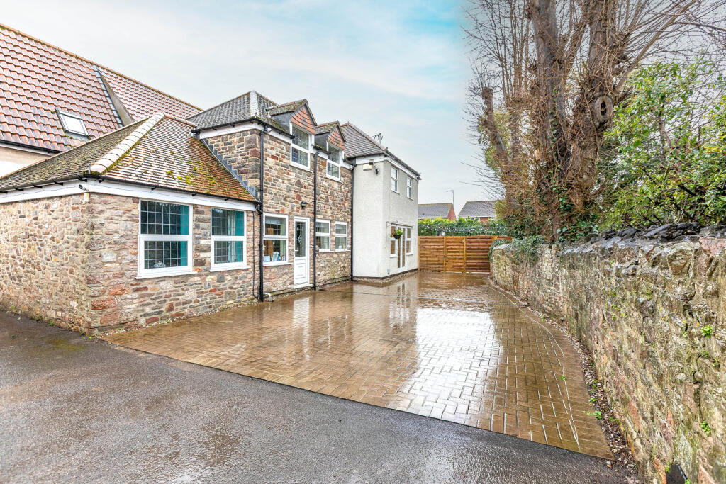 Main image of property: The Coach House, High Street, Shirehampton, Bristol