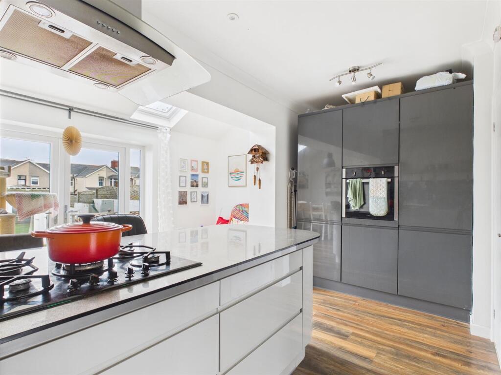 House in Cardiff - View 4