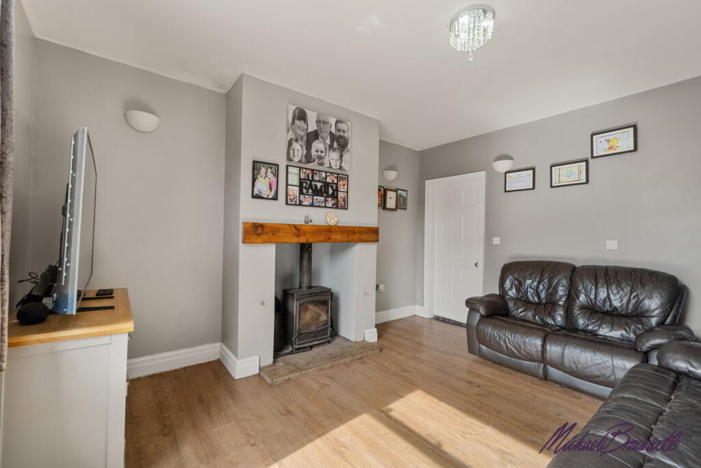 Additional image 2 of South View, Greengates, Bradford, BD10 0QX