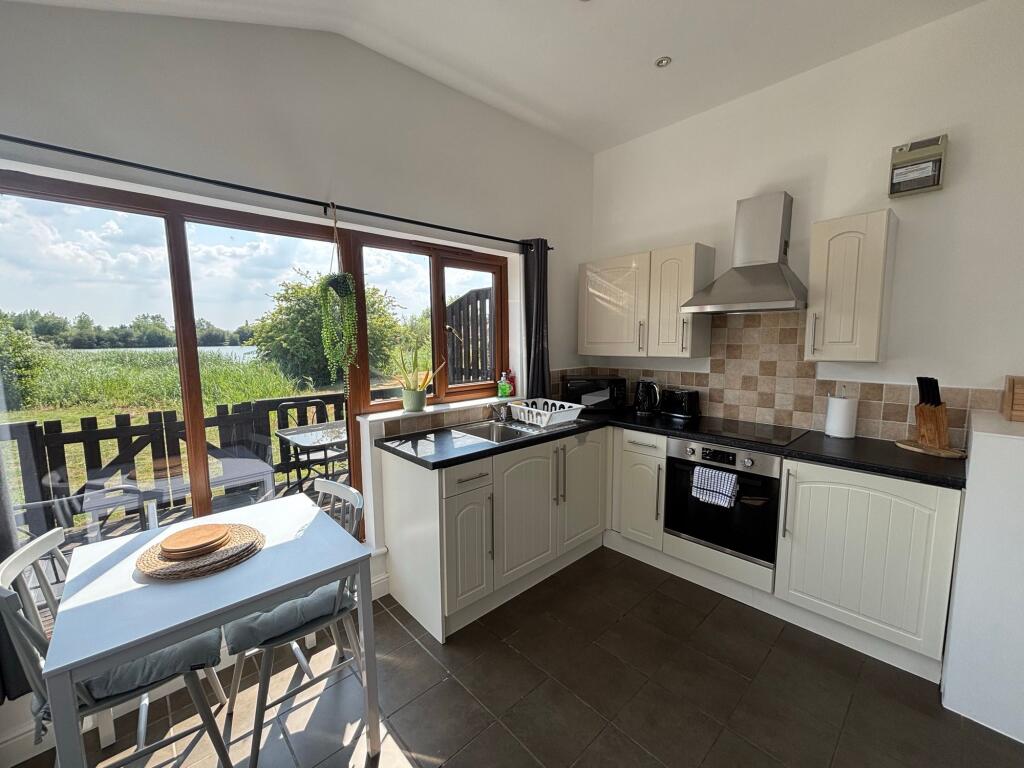 Apartment in Taunton - More