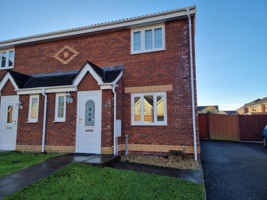 Main image of property: Pant Bryn Isaf, Llwynhendy, Llanelli