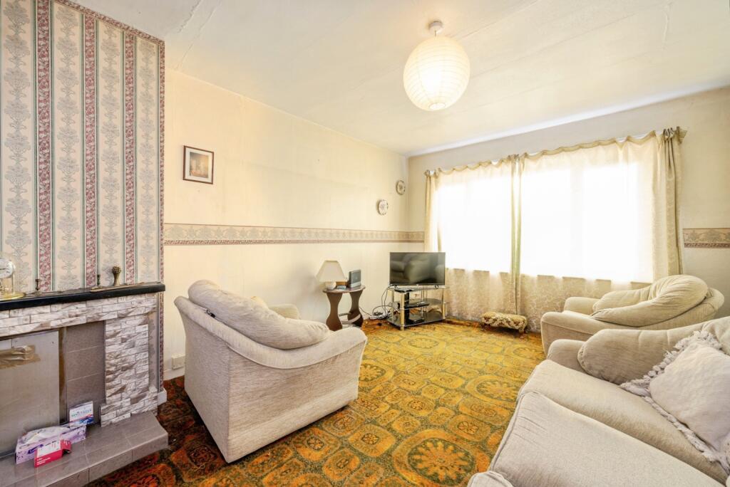House in Swansea - More