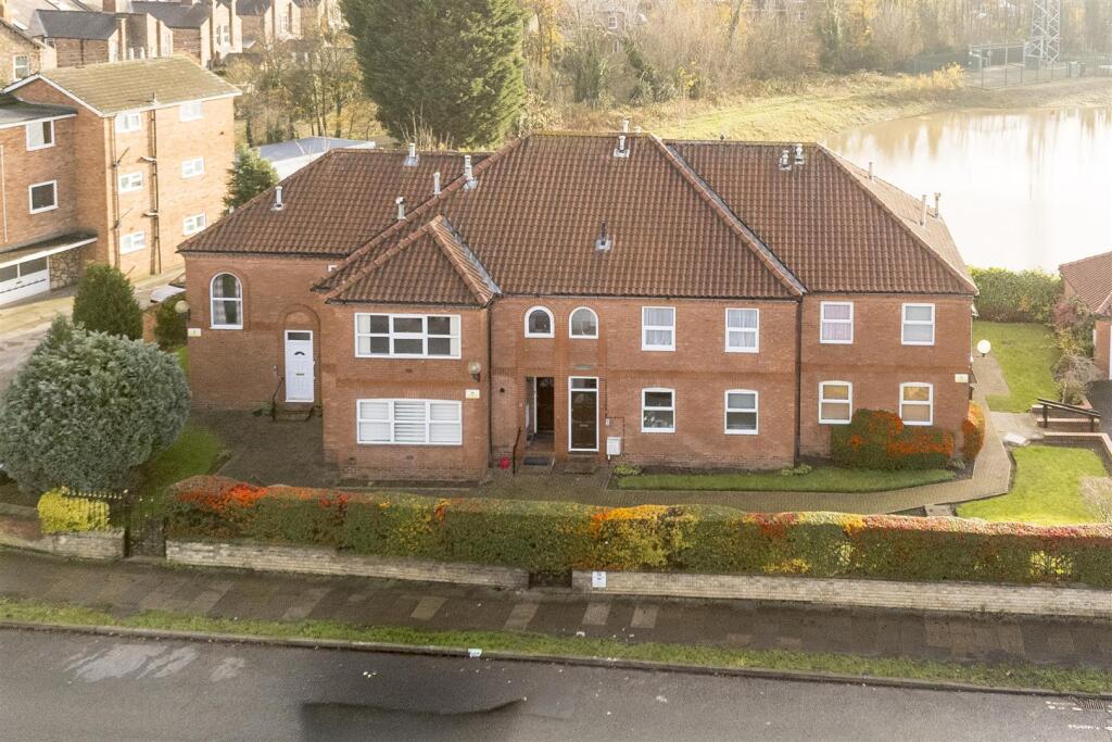 Main image of property: Heworth Green, York