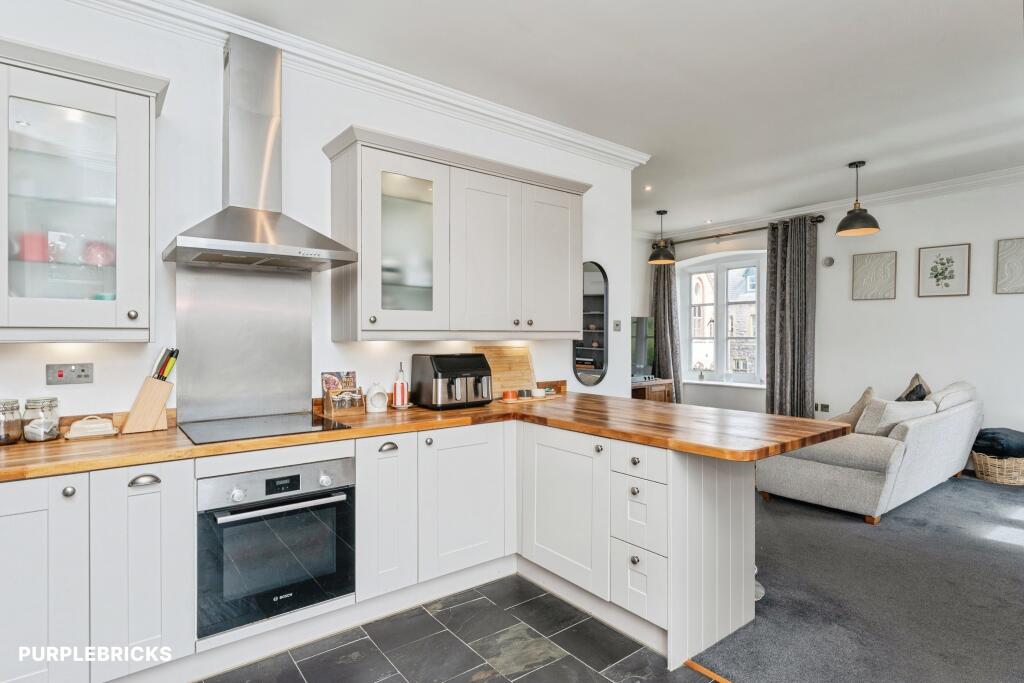 Apartment in Chester, Whitford - View 4