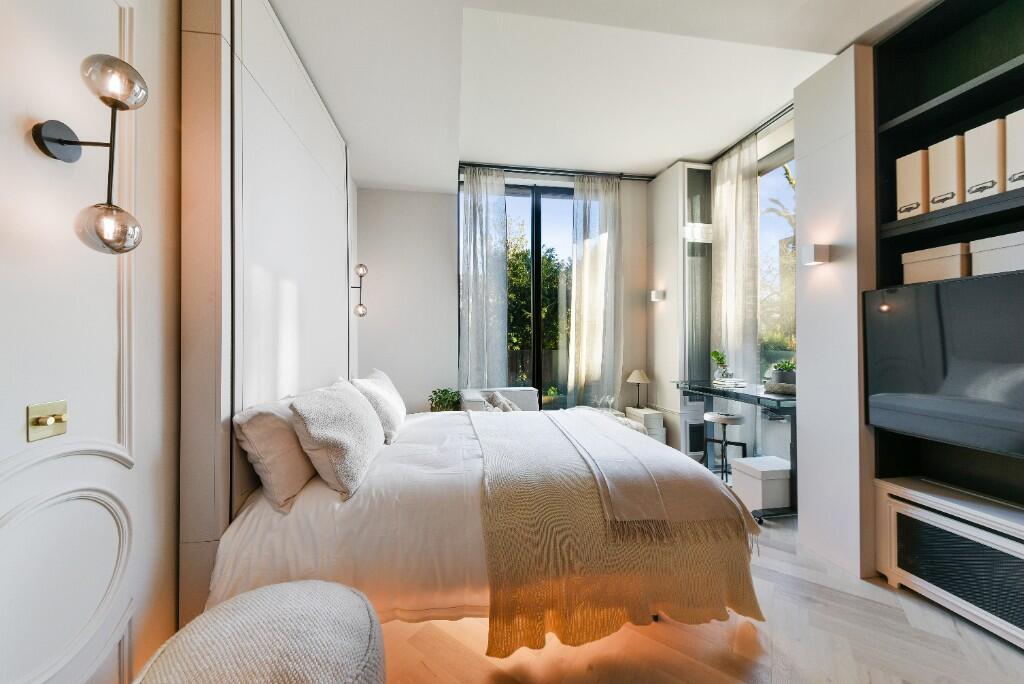 Main image of property: Willesden Lane, London, NW2