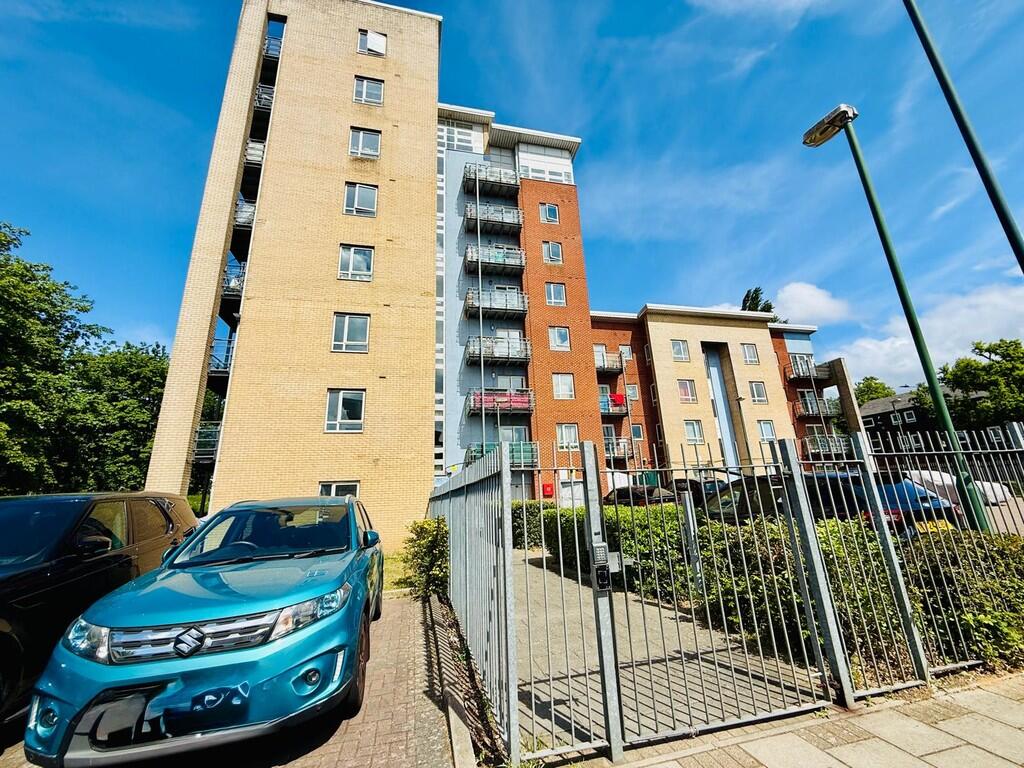 Apartment in London - View 3