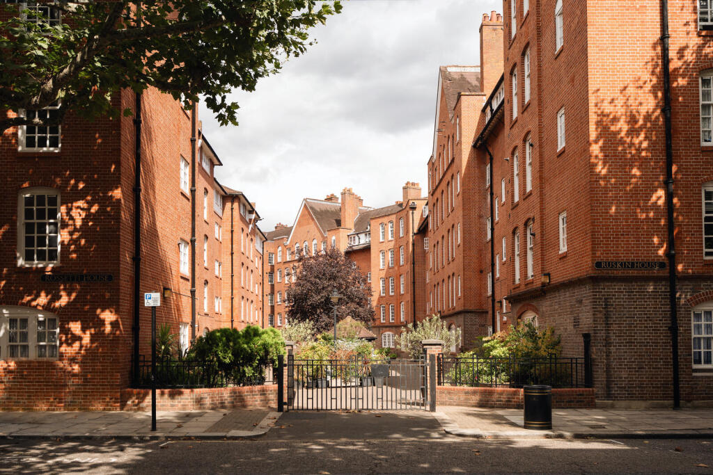 Apartment in London - View 2