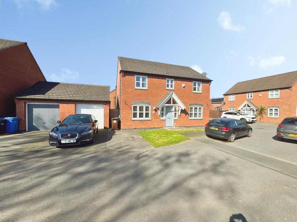 4-bed detached on Bridgewater Road, Burton-On-Trent, DE14, £380,000