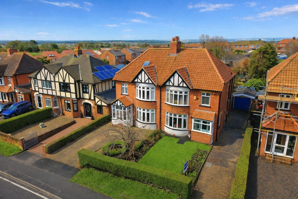 Main image of property: Stakesby Road, Whitby, YO21 1JE