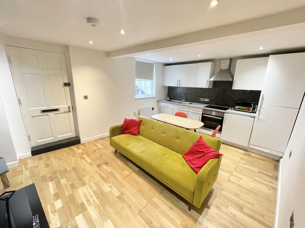 Apartment in Reading, Katesgrove, Newtown - View 4