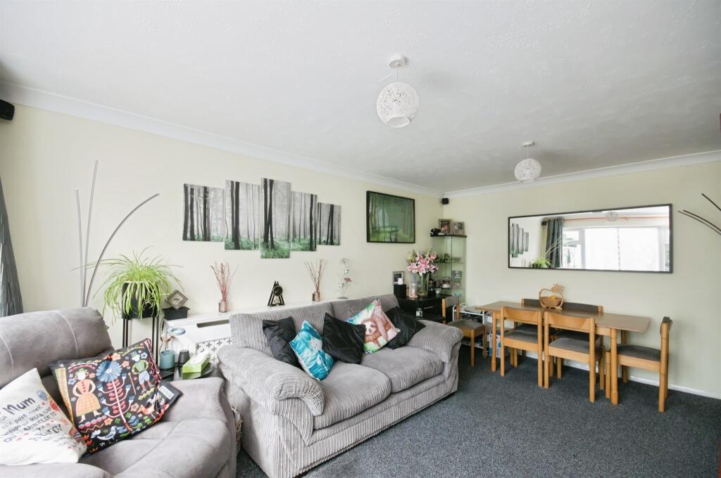 House in Eastbourne, East Sussex - View 5