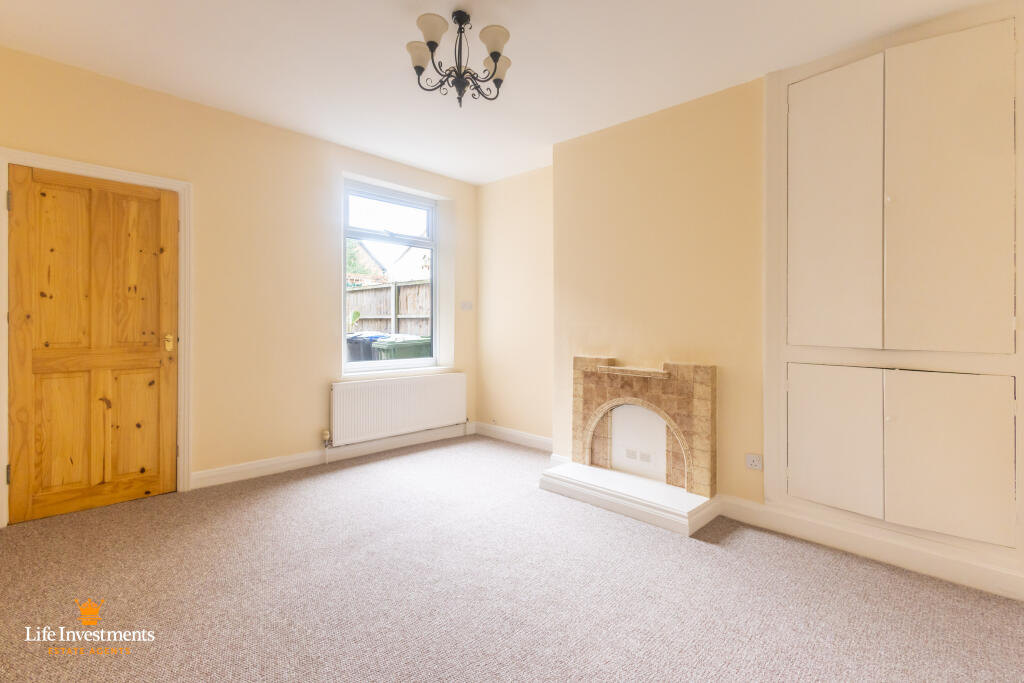 House in Rugby, New Bilton - View 4