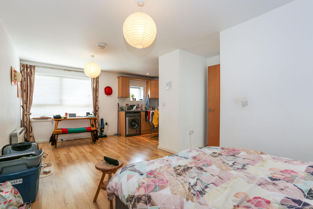 Apartment in Cambridge - View 3
