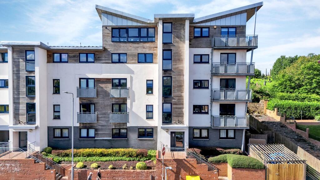 Main image of property: Springburn Road, Springburn, Glasgow, G21