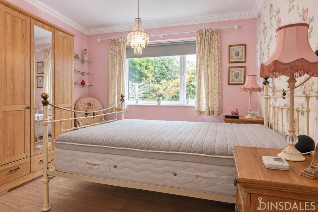 House in Bradford, Birks, Scholemoor - View 5