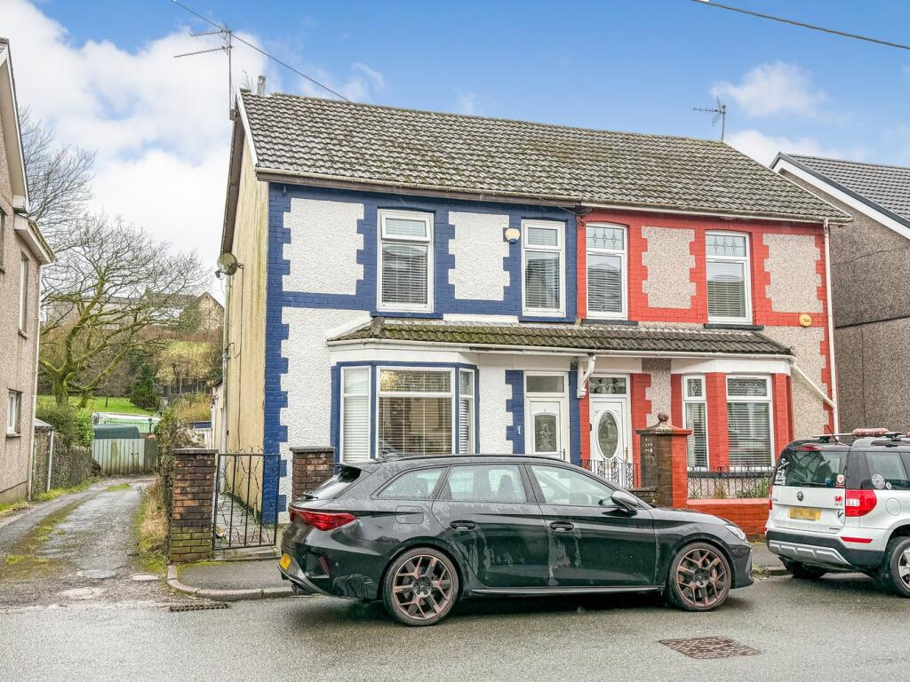 Main image of property: The Avenue, Tonyrefail, Porth, CF39