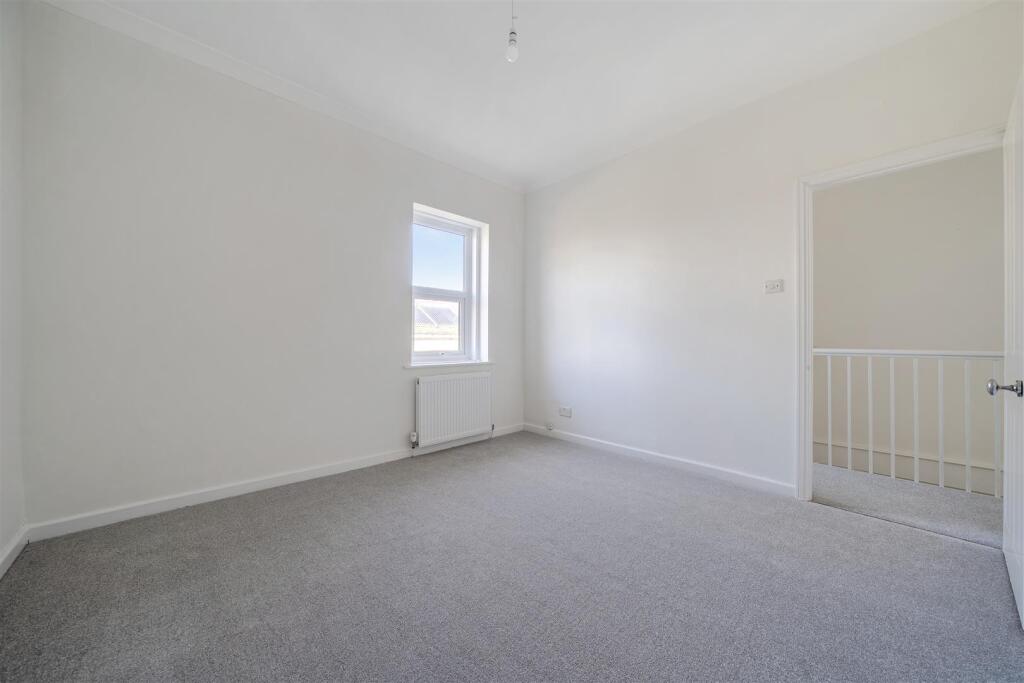 Apartment in Brighton - View 5