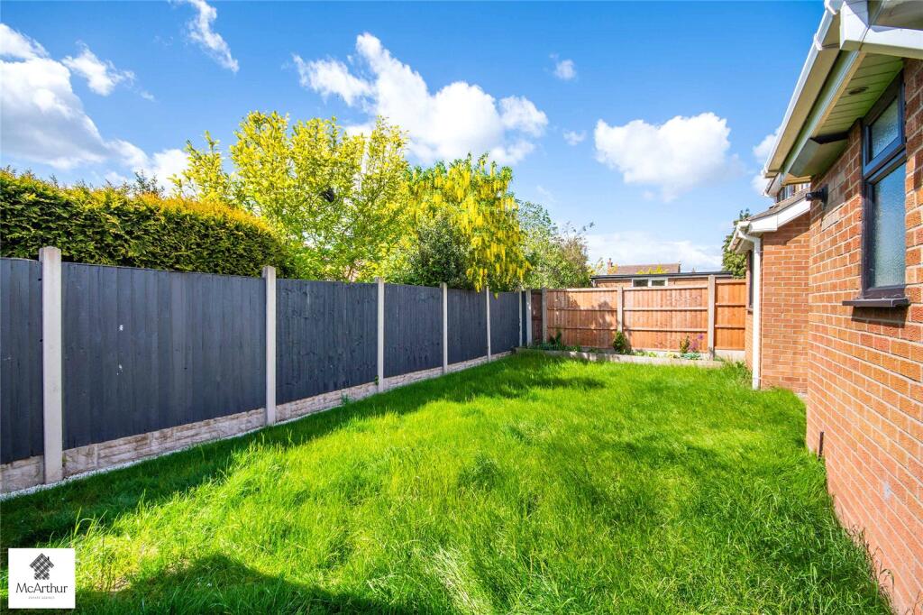Reapers Rise, Epworth, Doncaster, North Lincolnshire, DN9 photo 2
