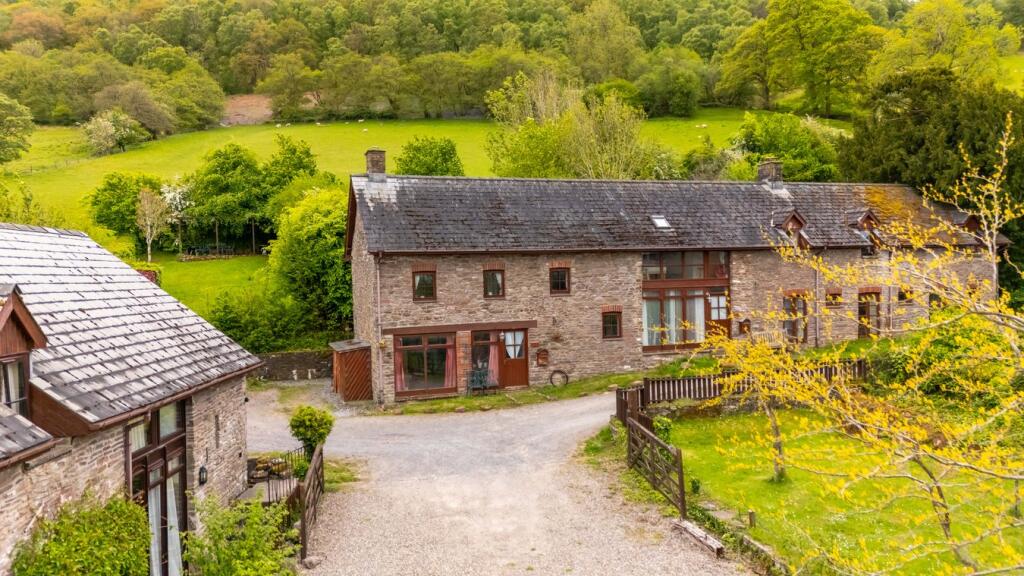 Main image of property: Pencelli, Brecon, LD3