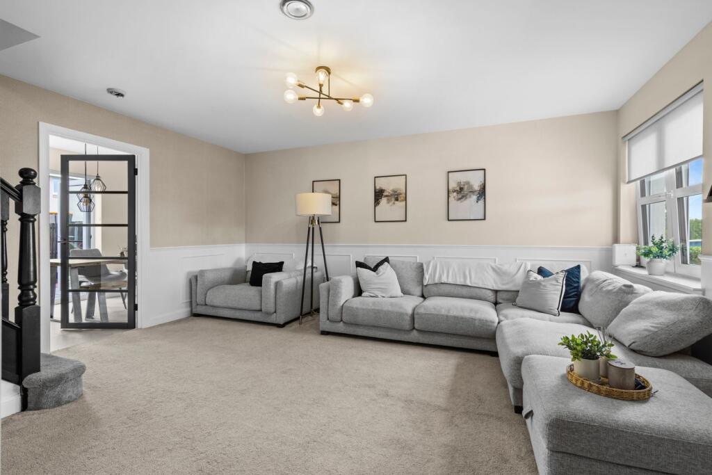 House in Kilmarnock, East Ayrshire - View 2
