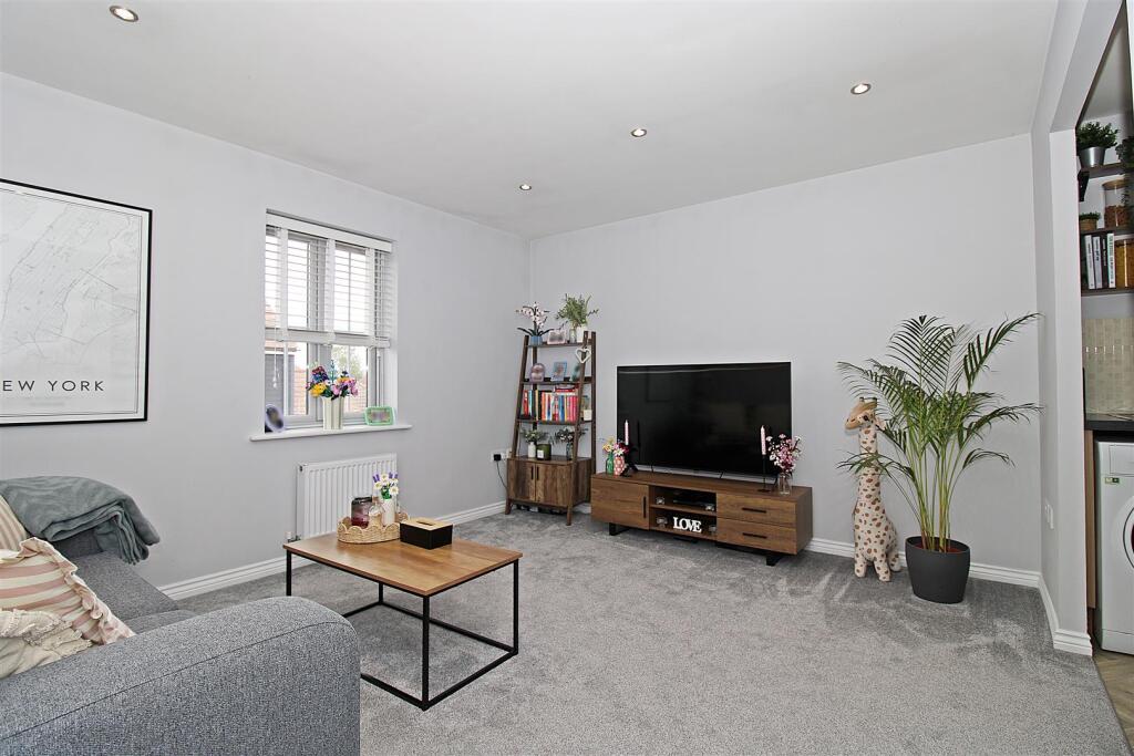 Apartment in Stevenage - More