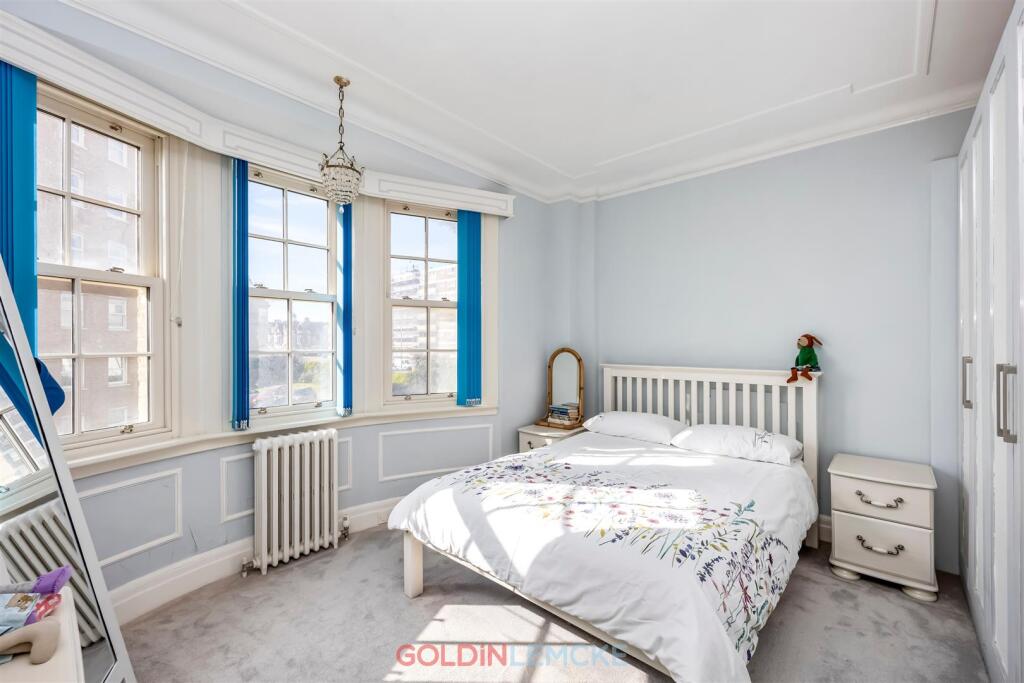 Apartment in Hove, Brighton and Hove - More