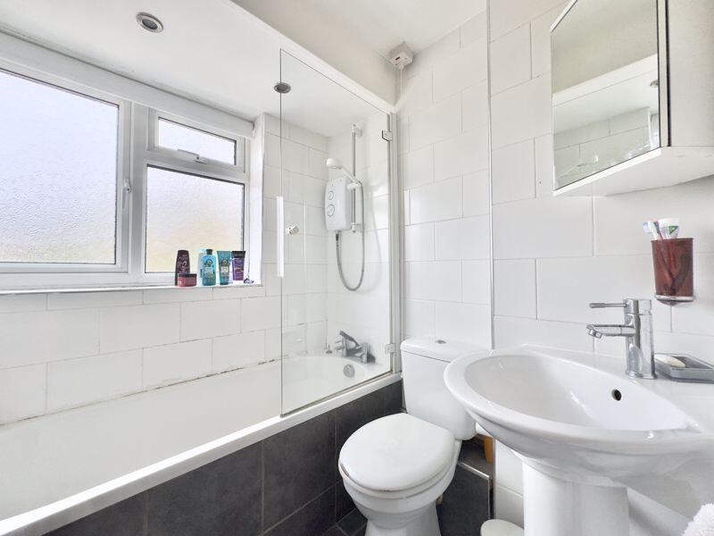 Apartment in Birmingham, Sutton Coldfield - More