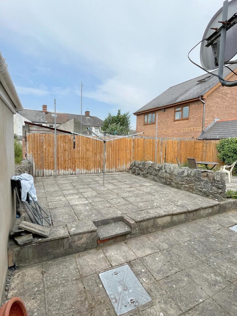 House in Cardiff - More