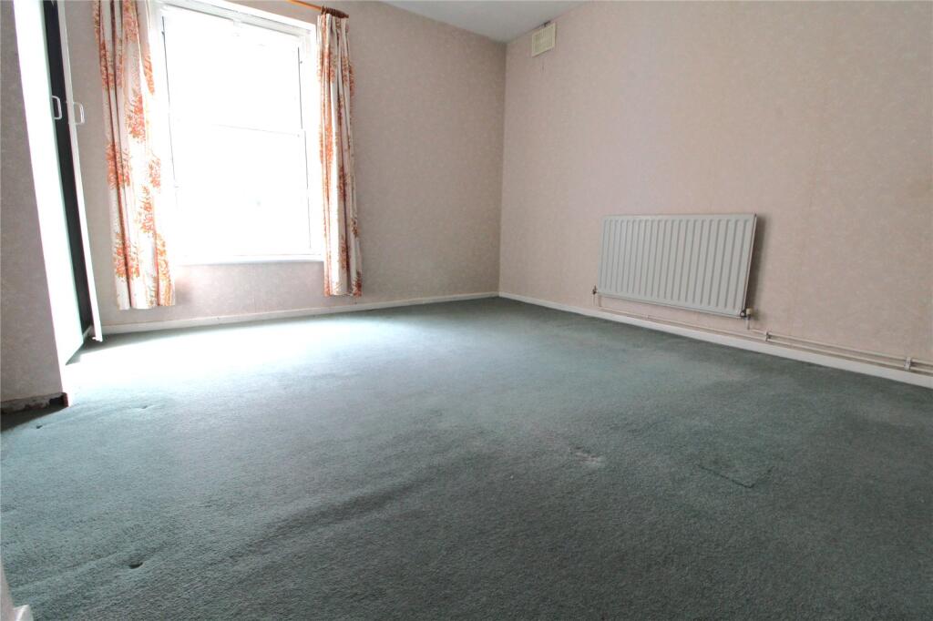 Apartment in London - View 6