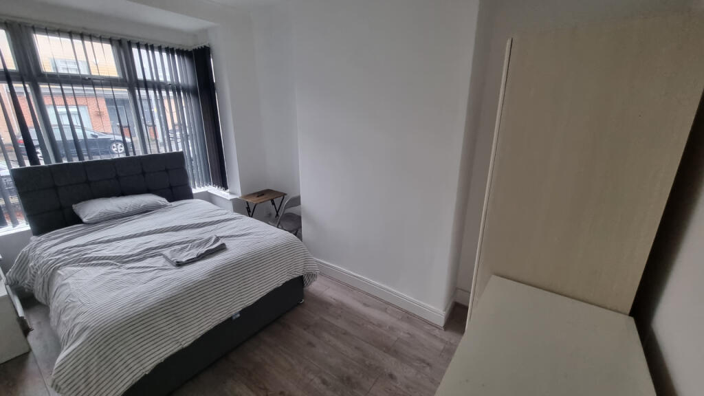 4 bedroom terraced house for rent