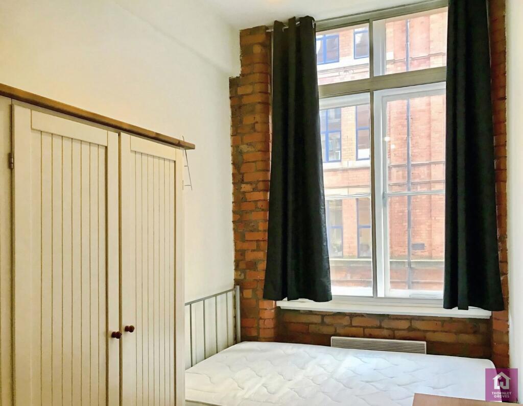 Apartment in Manchester, Civic Quarter, City Centre - More