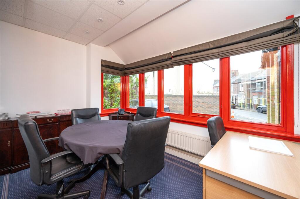 House in St Albans, Bernards Heath - View 4