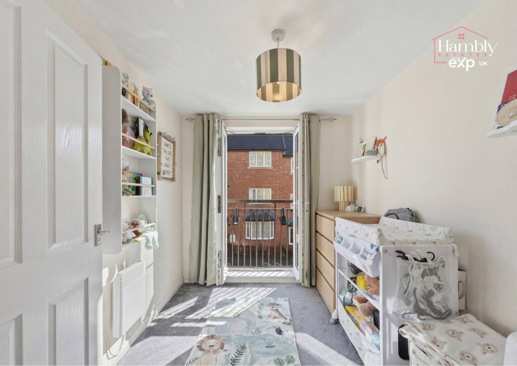 Apartment in Cardiff - More