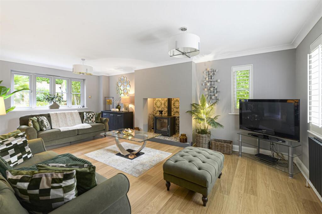 House in Tonbridge and Malling, Kings Hill - View 3