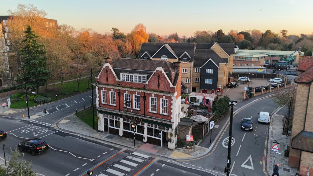 Main image of property: Six Bells, The Six Bells, High Street, Brentford, Hounslow