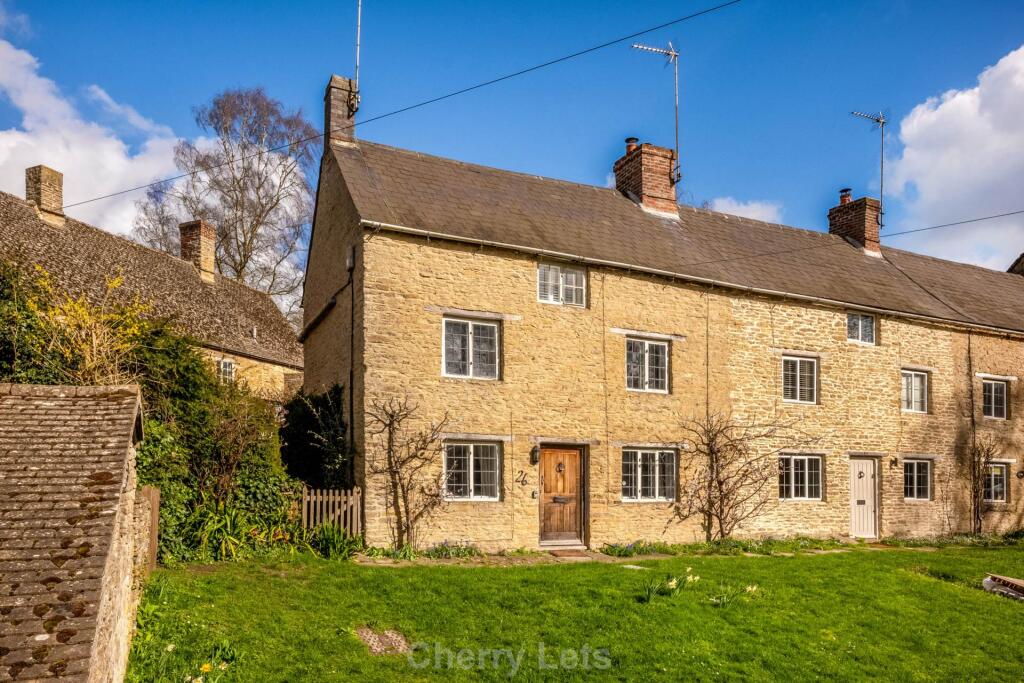 Main image of property: Roundtown, Aynho, OX17