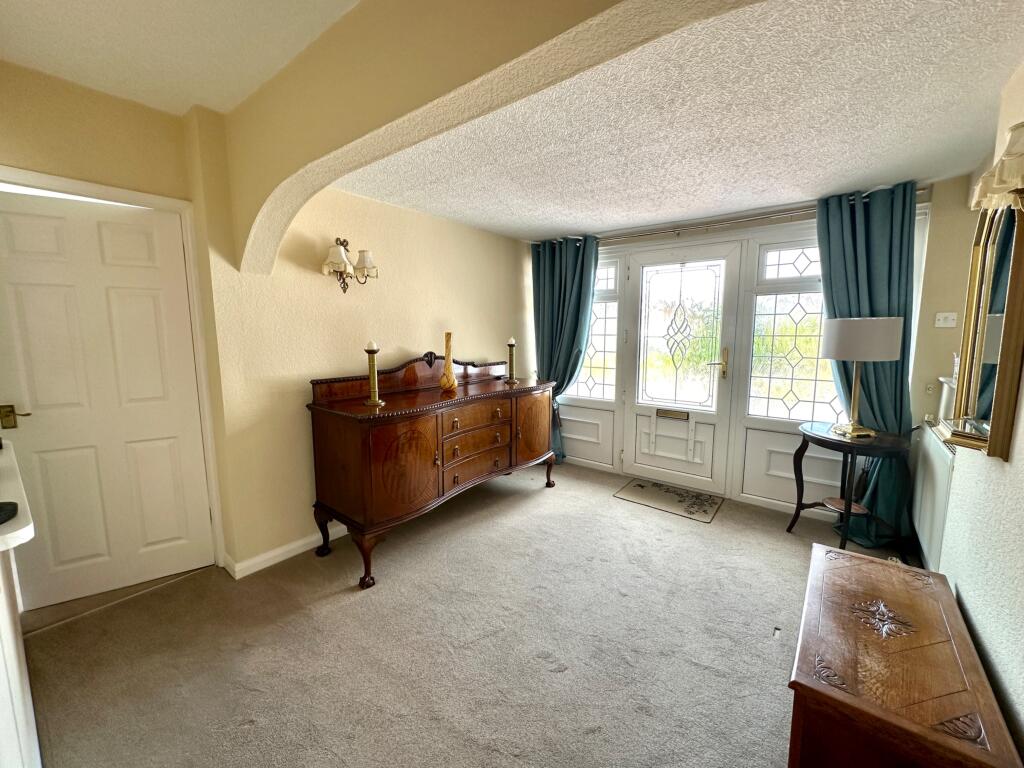 House in Walsall, West Midlands - More