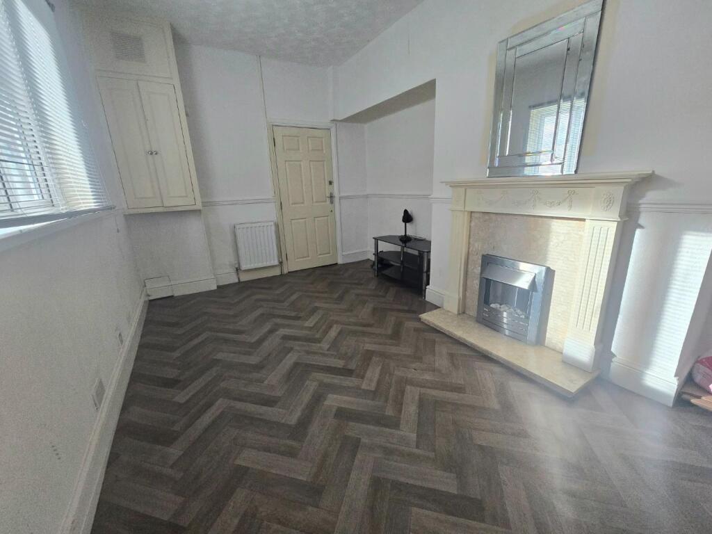 North Lodge Terrace, Darlington photo 4