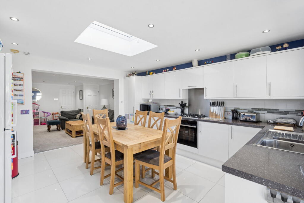 House in Watford - View 4