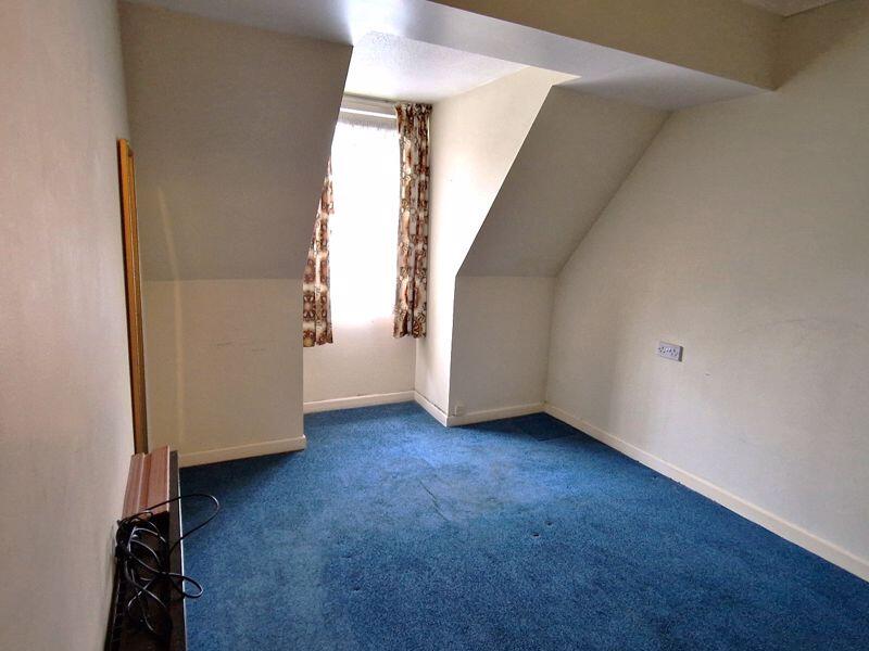 Oakdene Close, Hatch End photo 3