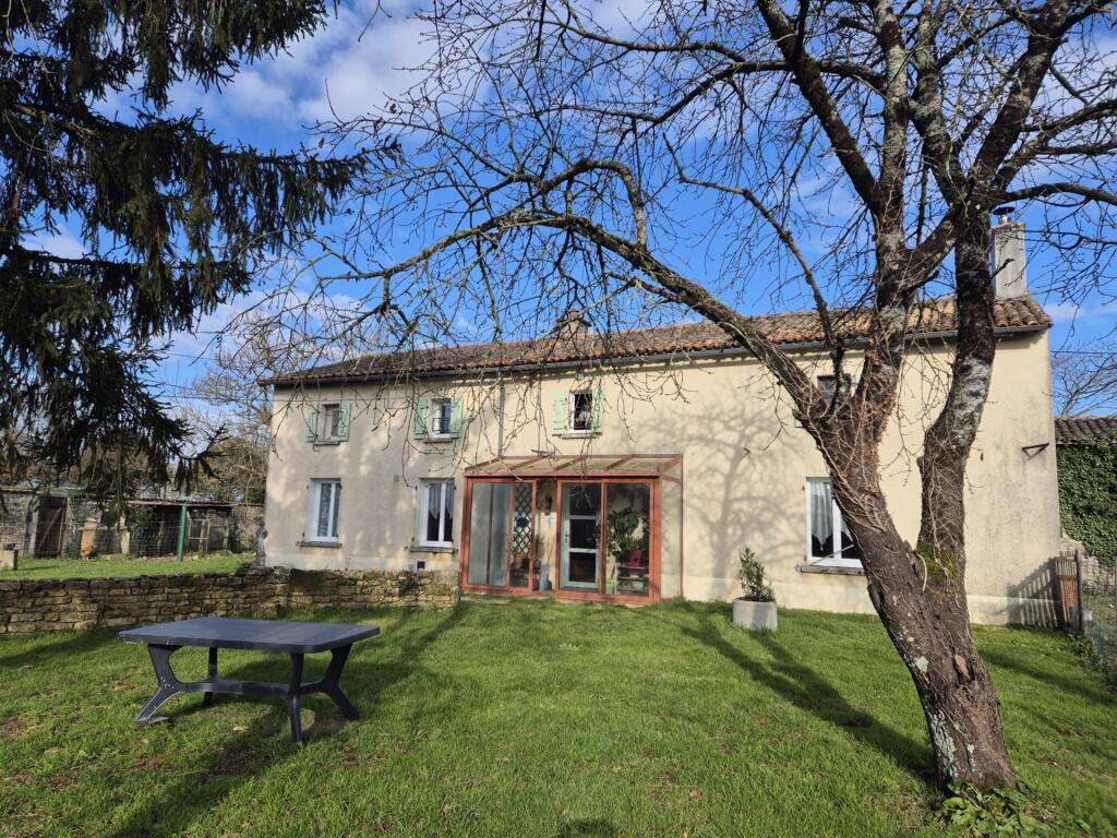 Main image of property: 79190 melleran