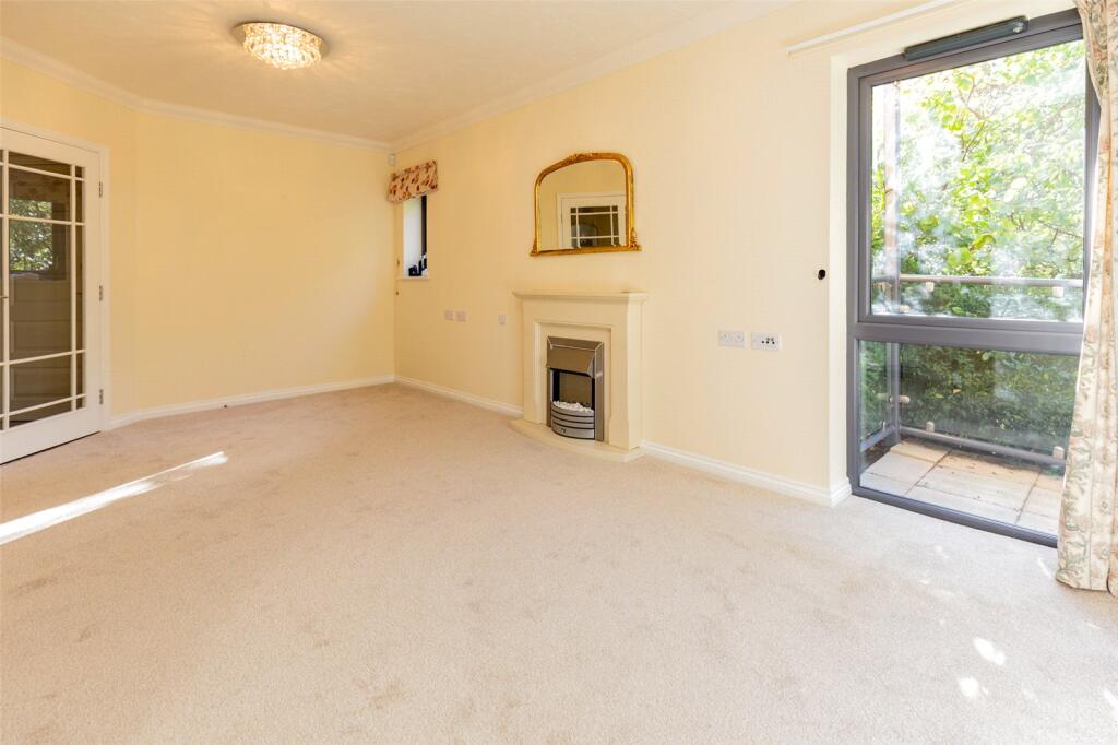 Apartment in Bristol - View 5