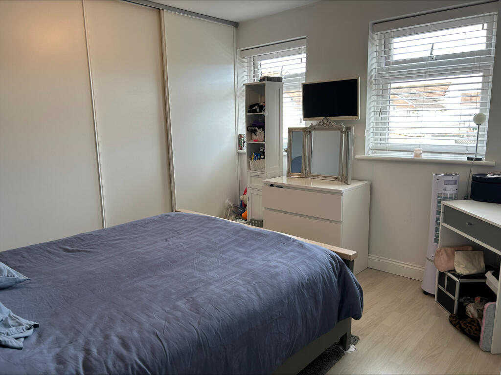 Rodfords Mead, Whitchurch, BS14 photo 5