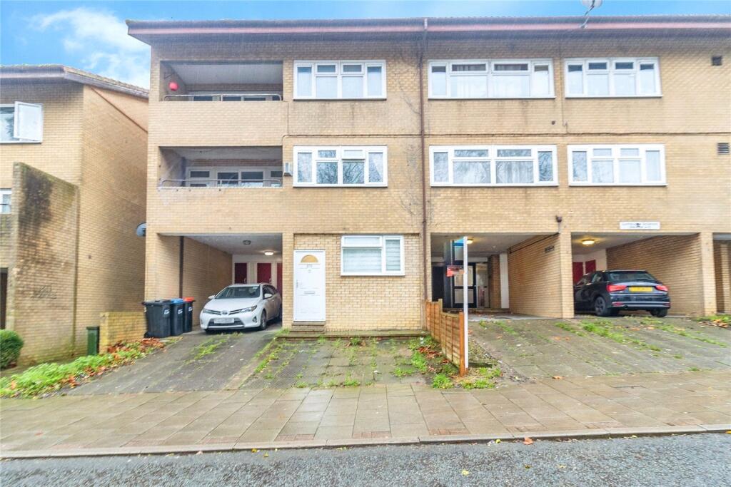 Apartment in Milton Keynes, Conniburrow, Great Linford - View 2